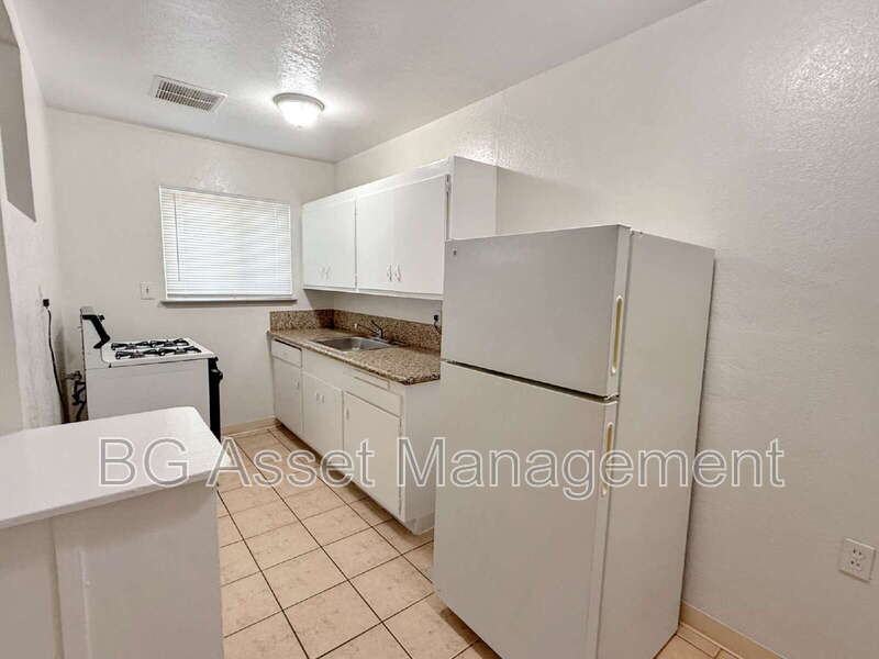 728 Darina Ave #8 - Photo 6 of 17