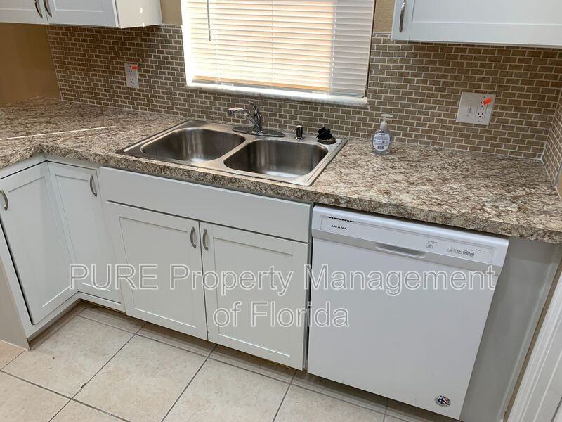 15180 Swcircle - Photo 5 of 33