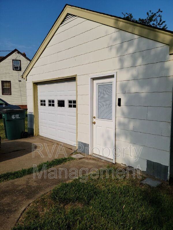 1915 Parlow Dr - Photo 6 of 6