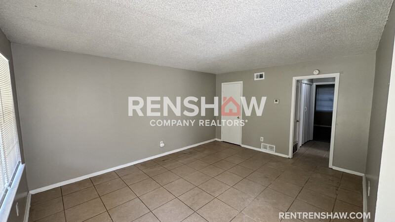 3248 Amselle Cir - Photo 4 of 16