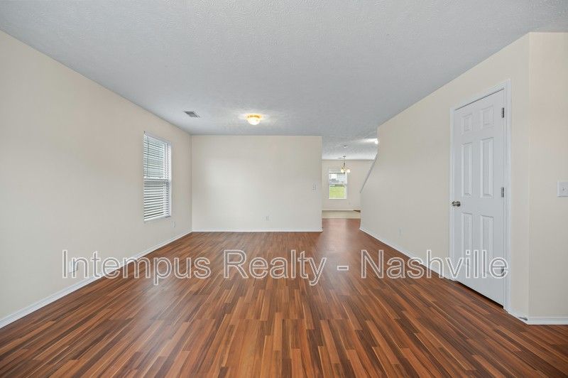 3236 Woodpoint Dr - Photo 3 of 29
