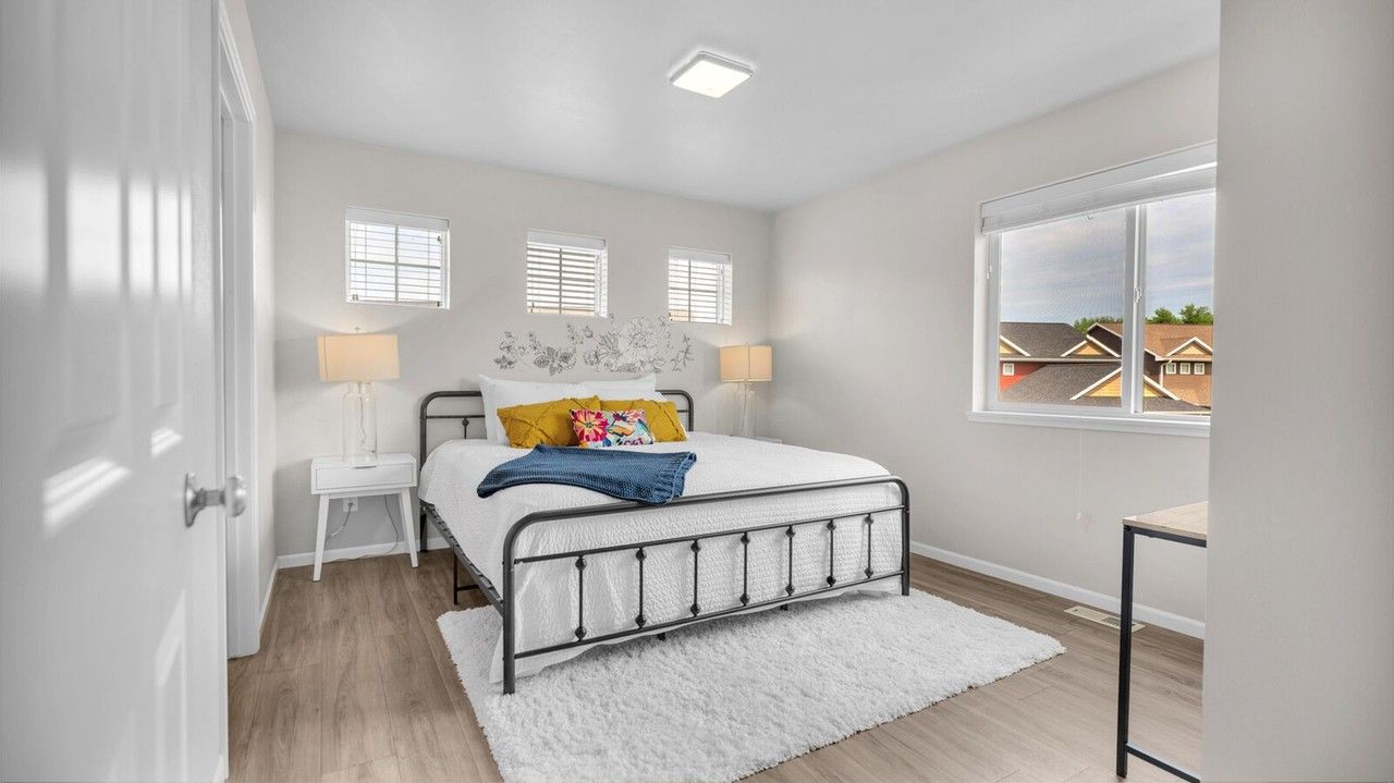 Summerland Twinhomes | Waterloo | Near Lost Island Waterpark - Photo 7 of 19