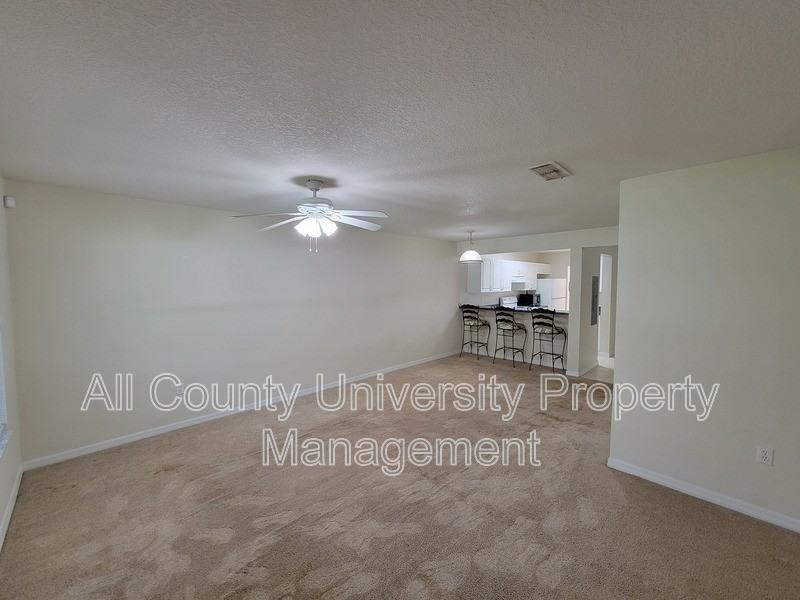 2348 Sw 42nd Dr #152 - Photo 2 of 13