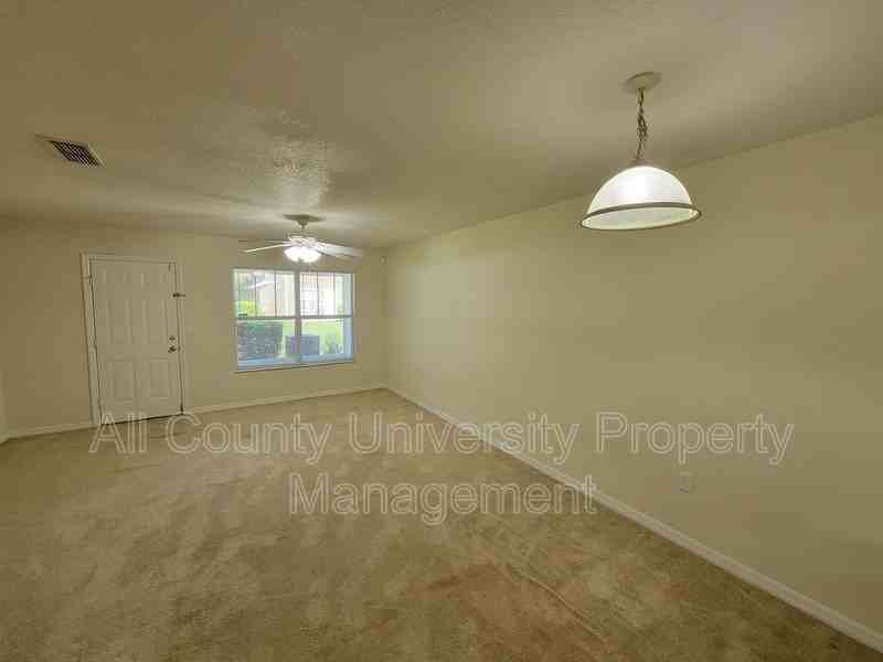 2348 Sw 42nd Dr #152 - Photo 3 of 13