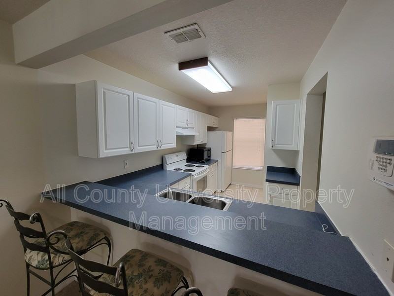 2348 Sw 42nd Dr #152 - Photo 4 of 13