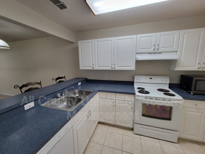 2348 Sw 42nd Dr #152 - Photo 5 of 13