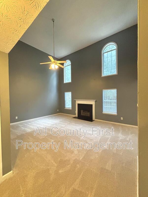 4504 Carriage Park Dr - Photo 3 of 26