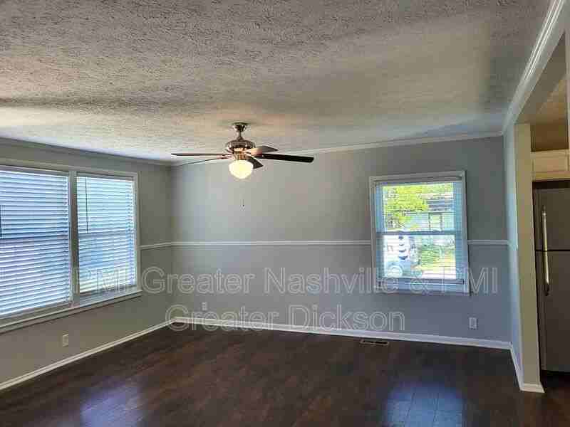 135 Brenda Ln - Photo 3 of 17