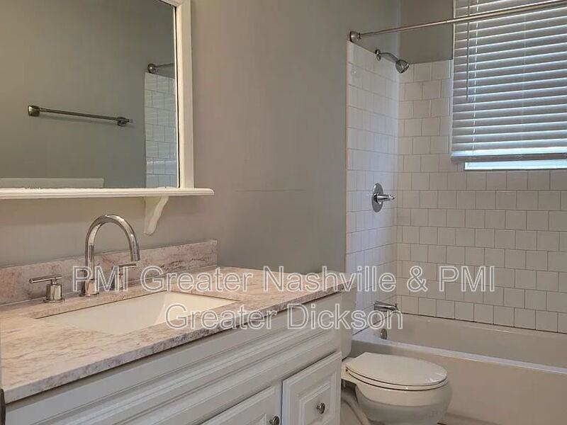 135 Brenda Ln - Photo 6 of 17