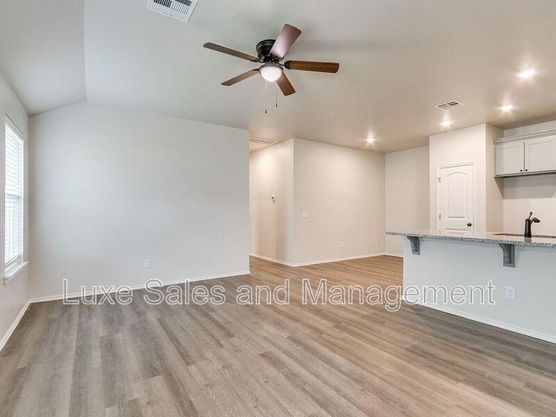 10716 Lawson Place Rd #A - Photo 3 of 34