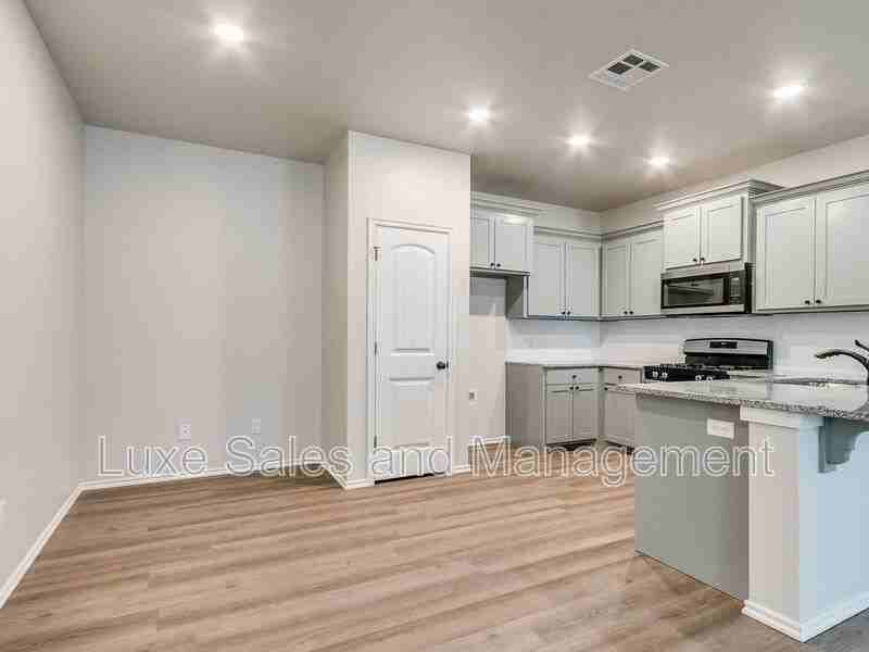 10716 Lawson Place Rd #A - Photo 6 of 34