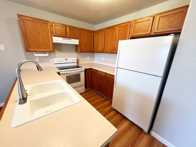 782 N Cloverleaf Loop - Photo 6 of 35