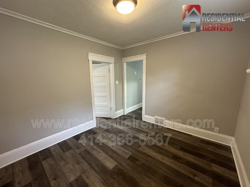 4220 W Hampton Ave - Photo 4 of 25