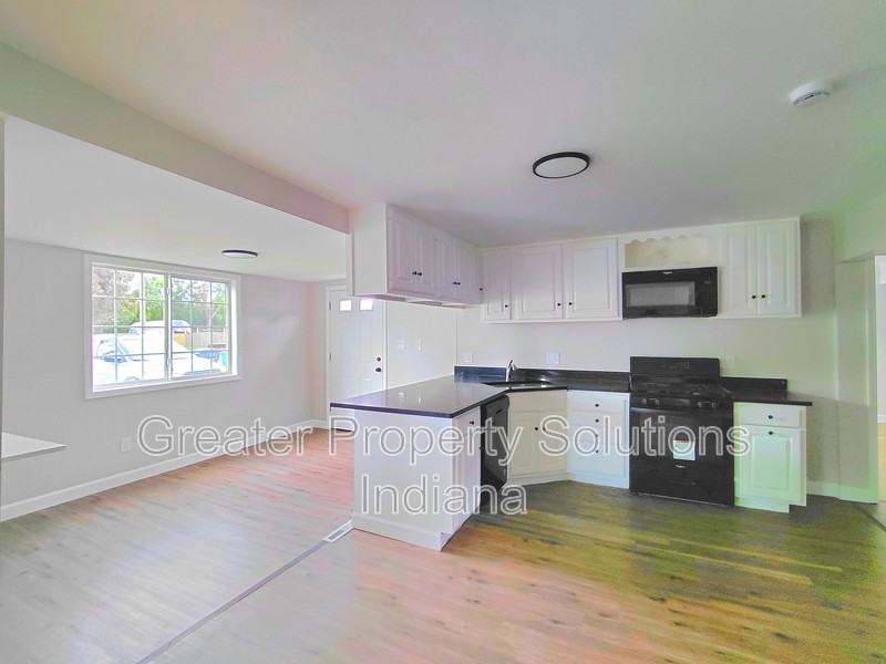 3645 Florida St - Photo 2 of 6