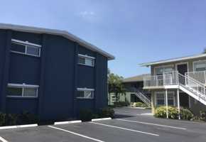featured image of 2050 Arlington St