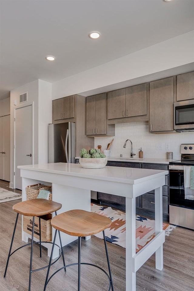 84 W Water Street - Photo 6 of 49