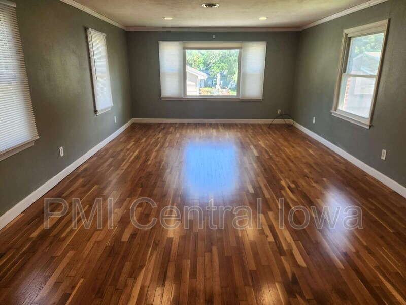 1234 Herold Ave - Photo 3 of 23
