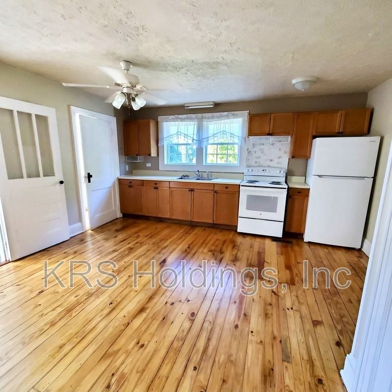 3413 Thomas Jefferson Rd - Photo 3 of 19