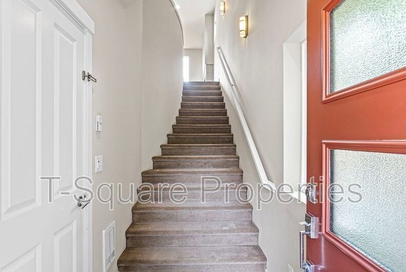 12925 3rd Ave Se #E5 - Photo 5 of 32