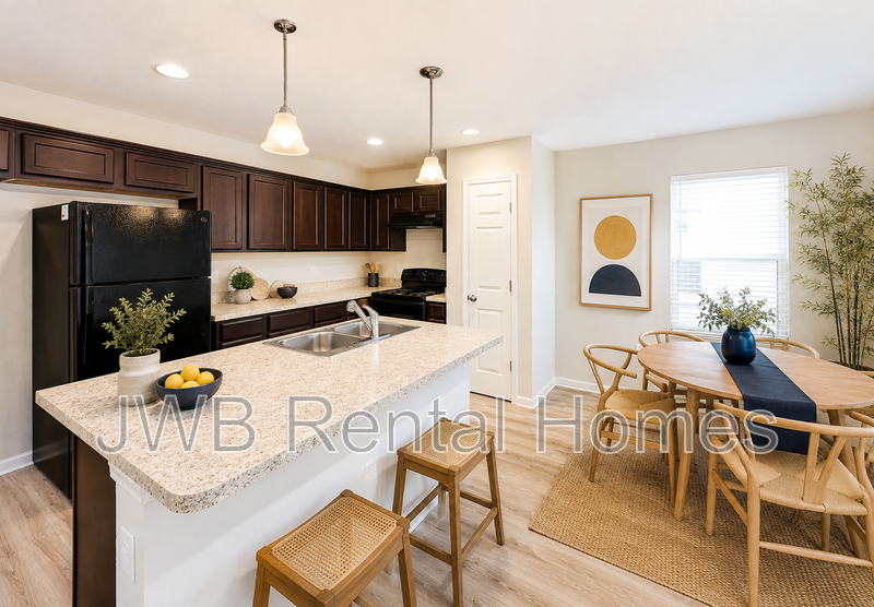1295 Neva St - Photo 3 of 12