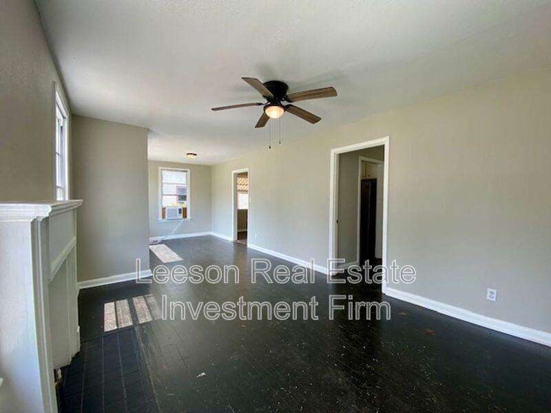 3524 Michigan Blvd - Photo 3 of 16