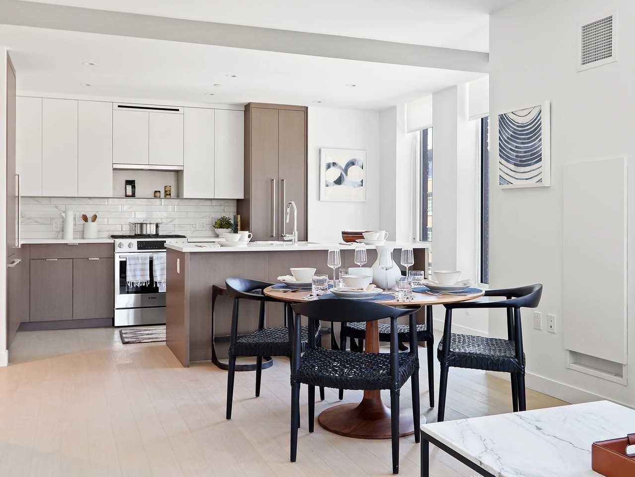 393 Harrison Ave #824