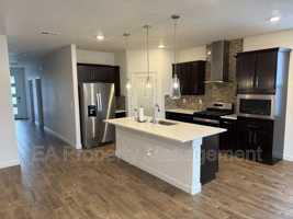 featured image of 6742 Clayton Dr Ne