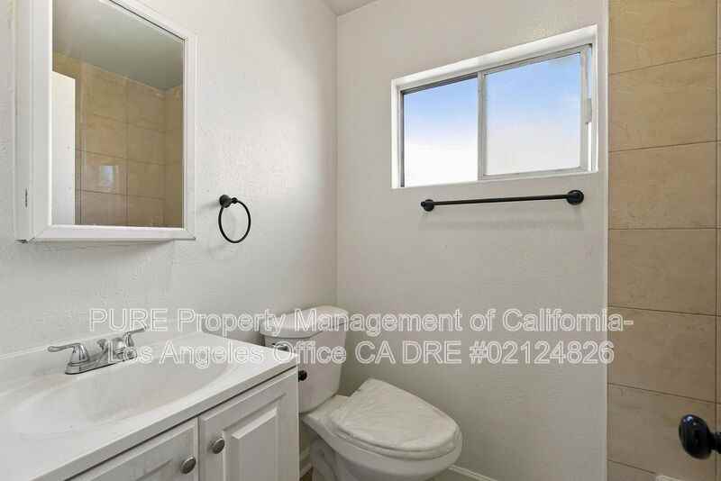 1433 W 145th St #E - Photo 6 of 17