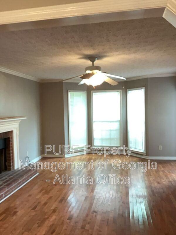 743 Helga Dr Ne - Photo 6 of 28