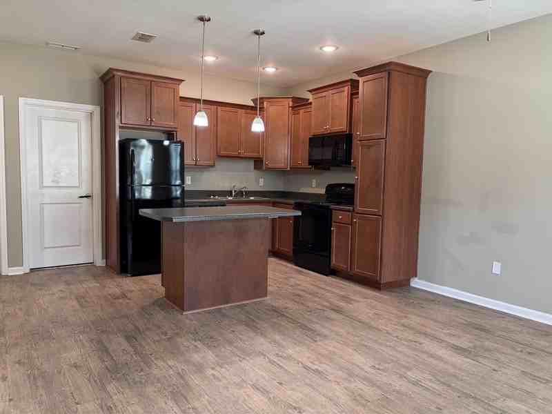 2206 Cedarbrook Ct