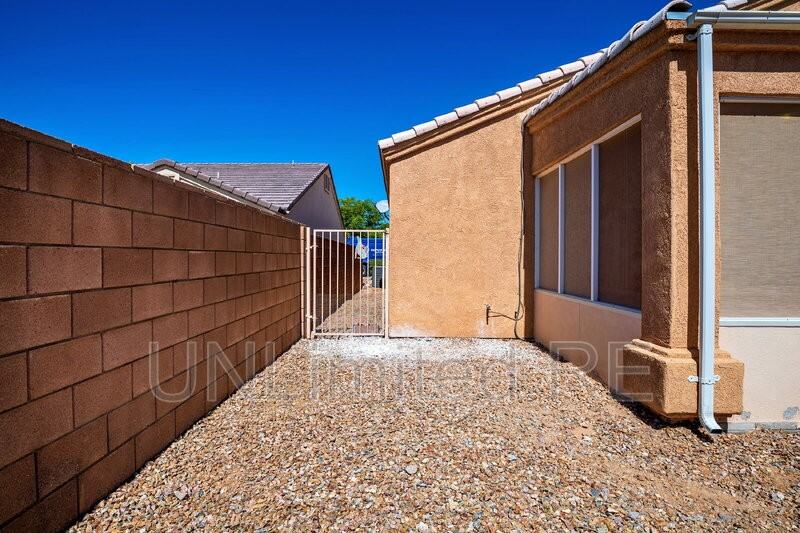 4926 S Mesa Blanca Way - Photo 6 of 47