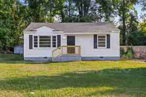 featured image of 2541 Rhodes Dr