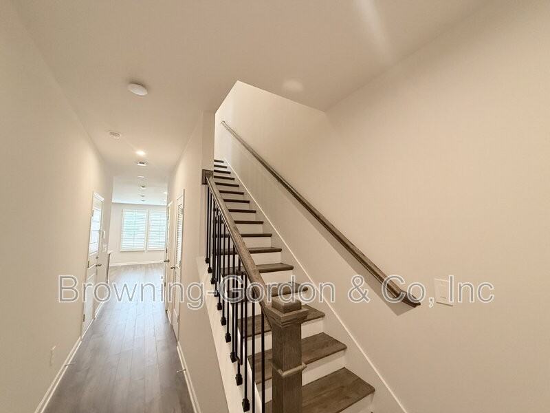 5088 Dayflower Dr - Photo 2 of 22