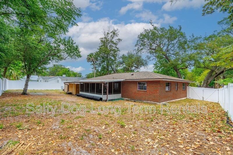 1314 Florence Ct - Photo 2 of 5