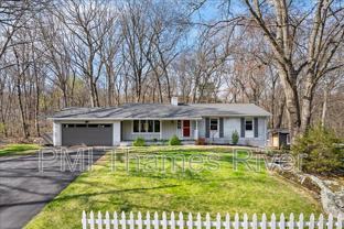 16 Cherry Hill Rd - Photo 1 of 1