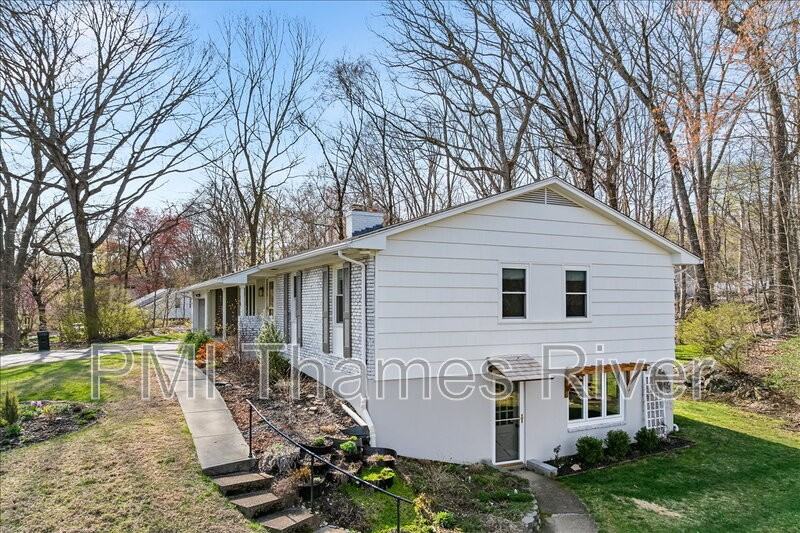 16 Cherry Hill Rd - Photo 4 of 37