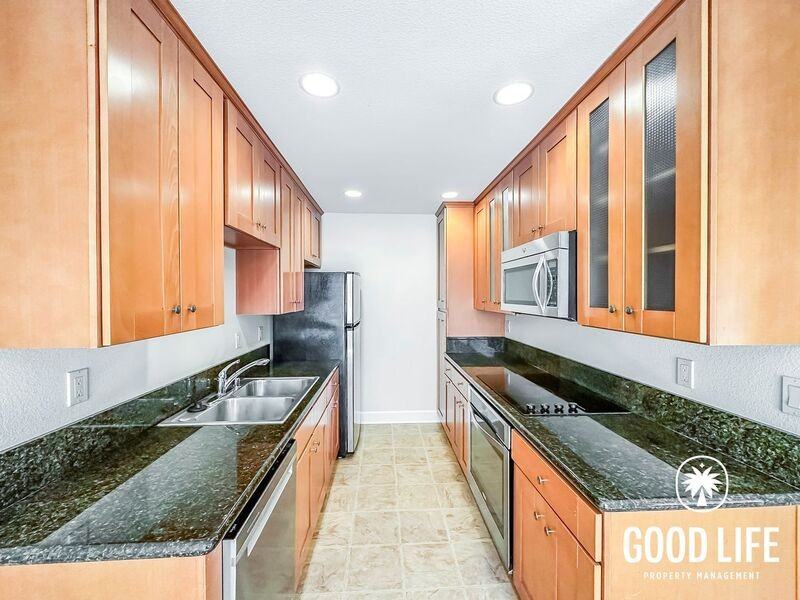 8537 Villa La Jolla Dr #C - Photo 2 of 12