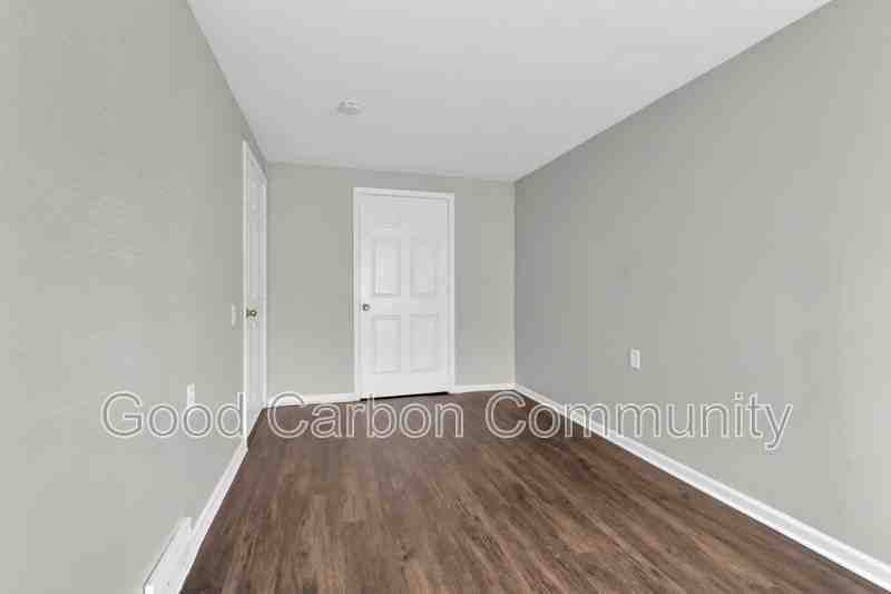 1073 Grant St #8 - Photo 2 of 13