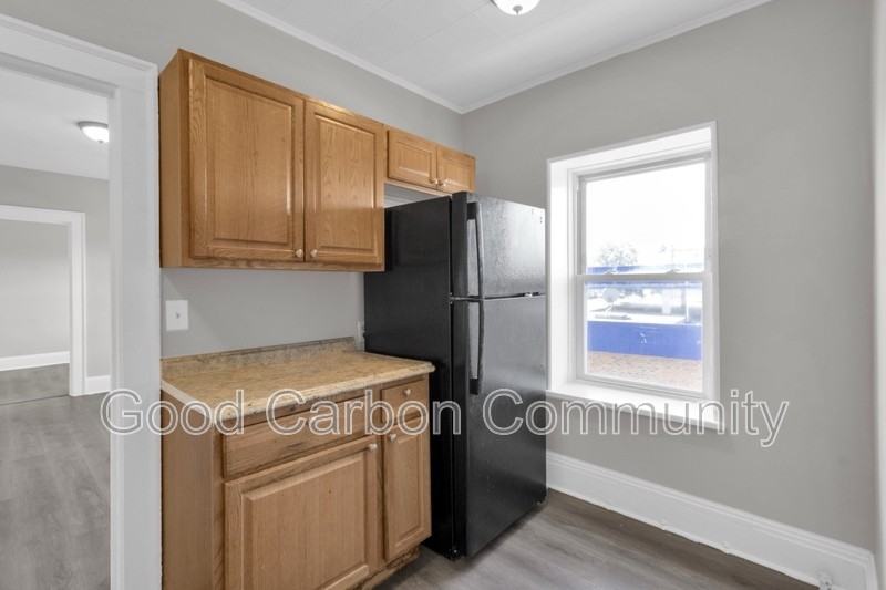 1016 Amherst St #B7 - Photo 3 of 12