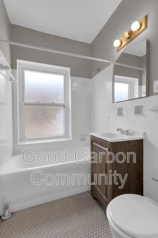 1016 Amherst St #D4 - Photo 5 of 11
