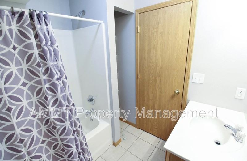77 Florida Ave Sw - Photo 7 of 8