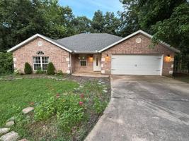 featured image of 6 Hart Ln