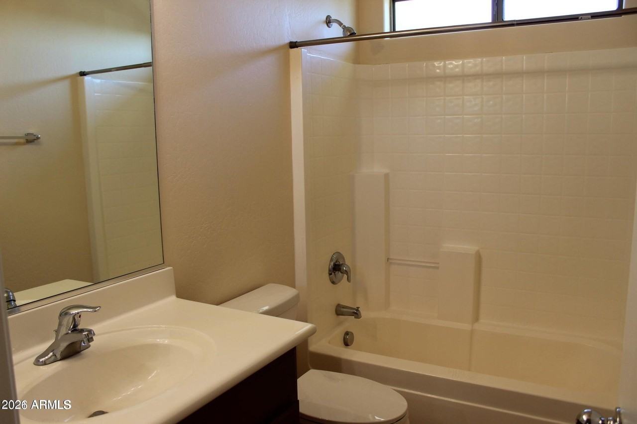3064 S 258th Ave - Photo 6 of 12