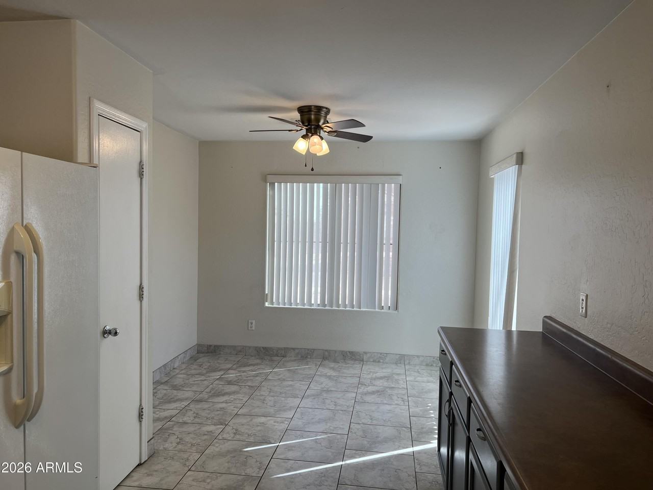 25822 W Satellite Ln - Photo 4 of 18