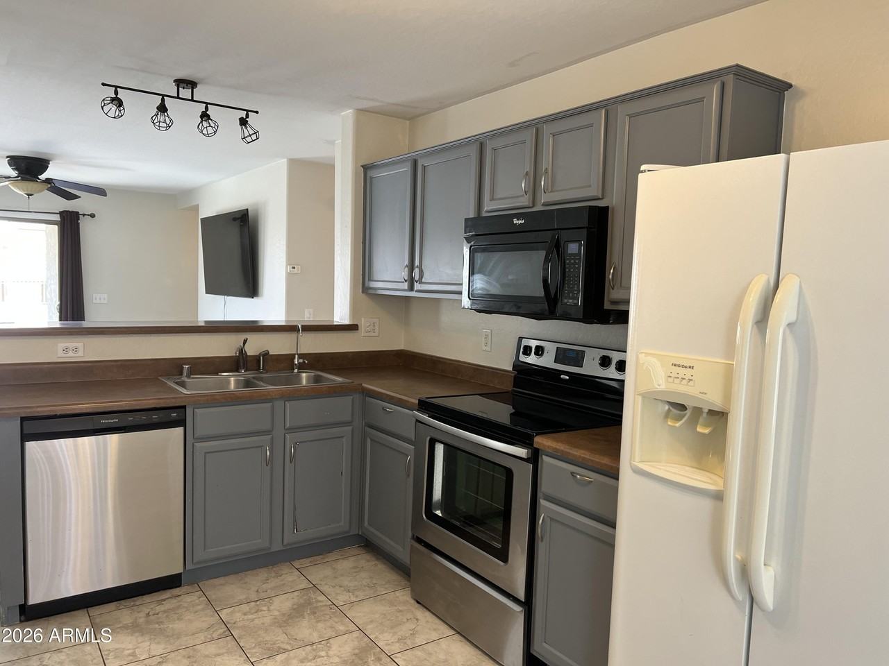 25822 W Satellite Ln - Photo 6 of 18