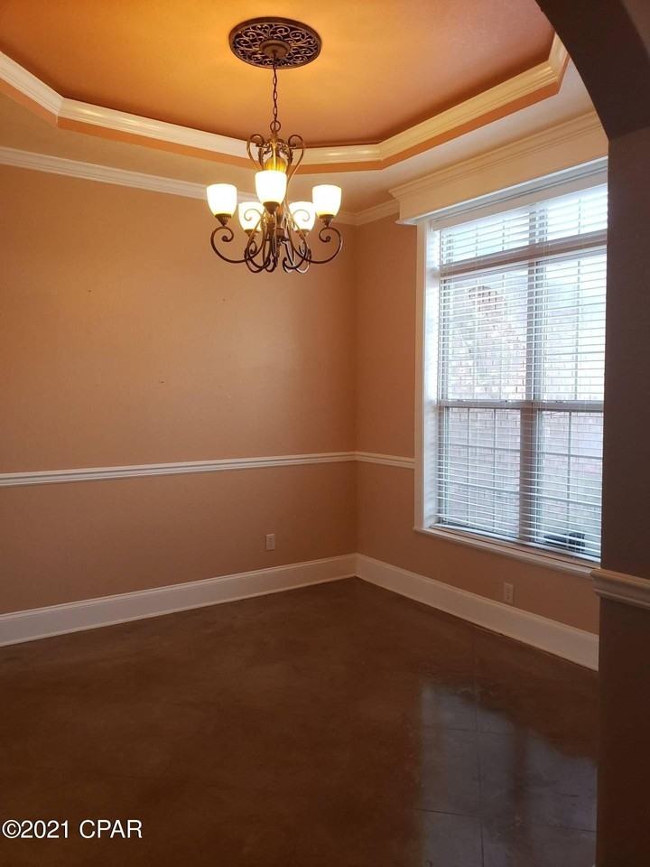 2719 Talon Ct - Photo 3 of 17