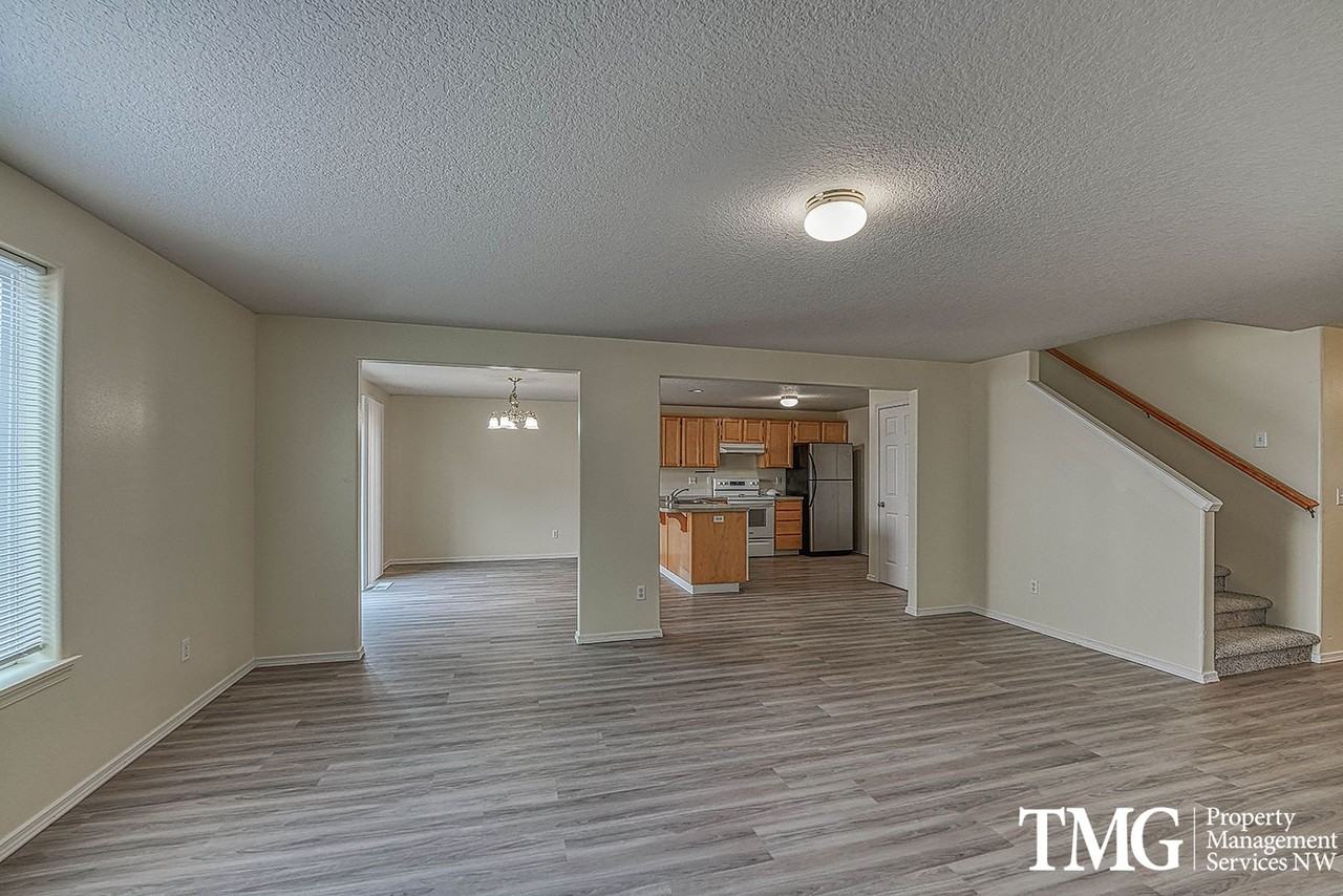 15012 Ne 68th Way - Photo 2 of 39