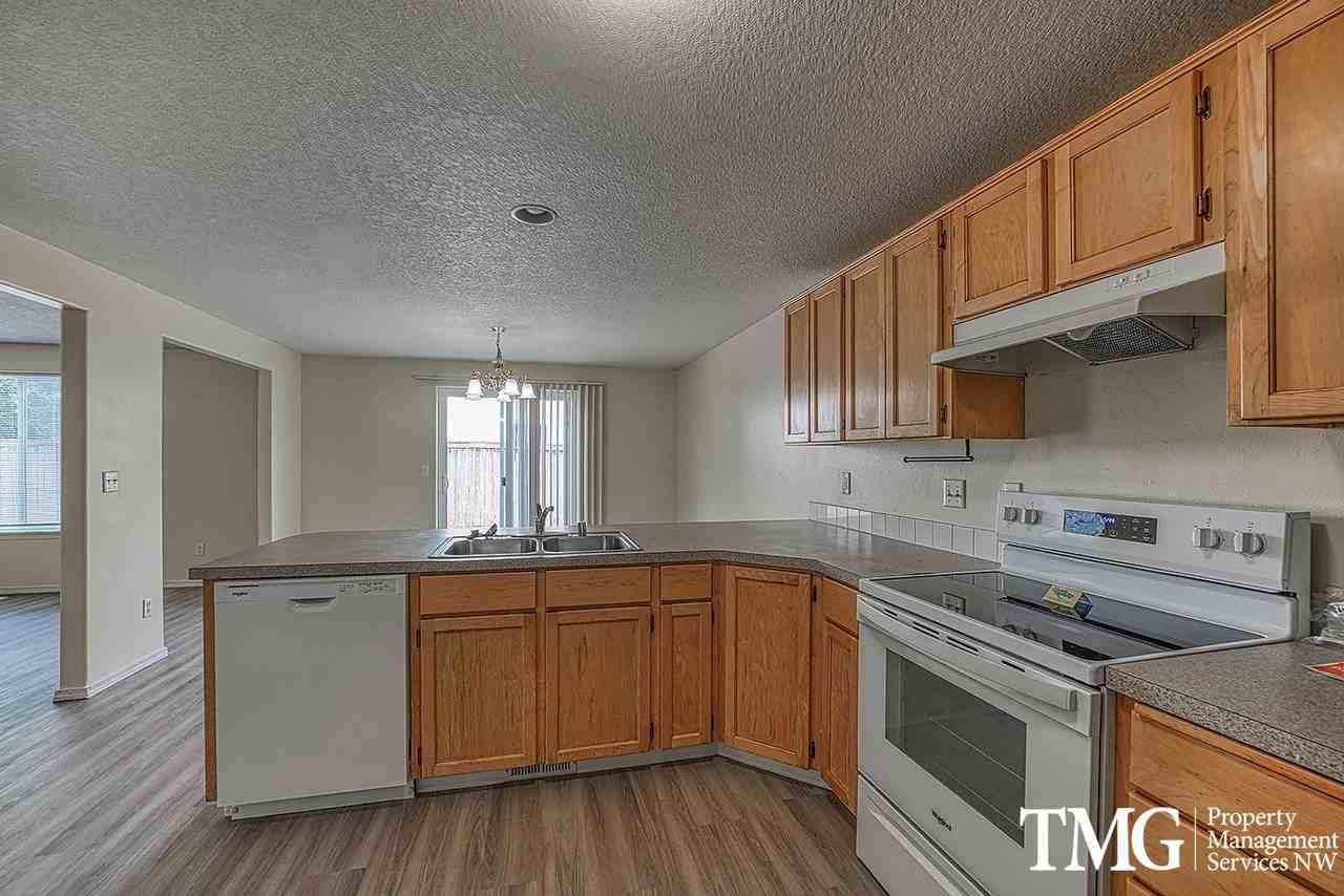 15012 Ne 68th Way - Photo 6 of 39