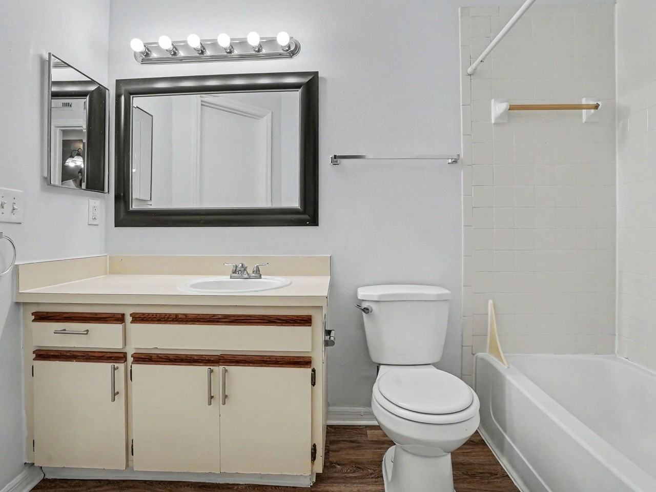 437 Fountainhead Cir #280 - Photo 7 of 22