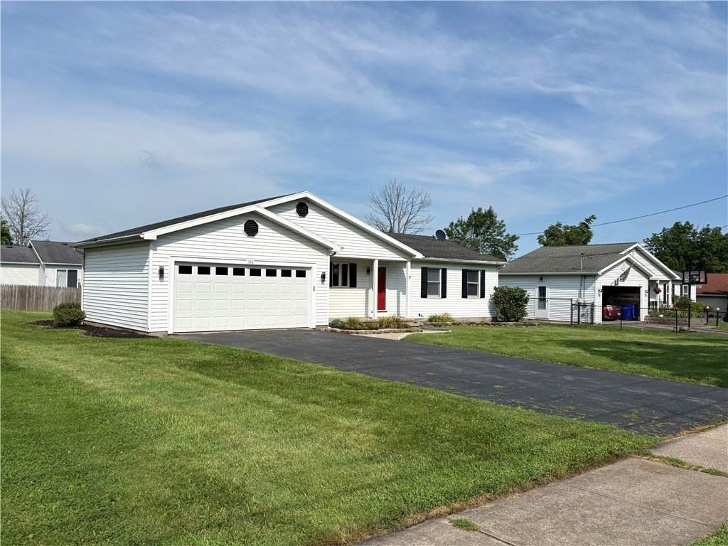 195 Island Cottage Rd - Photo 3 of 29